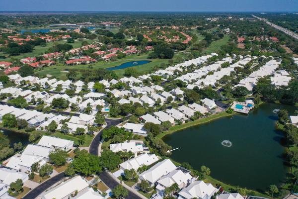 Barclay Club, 44 Dorchester Cir, Palm Beach Gardens, Florida 33418, image 3