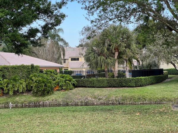 Coventry Green At Wellington, 1929 Canterbury Cir, Wellington, Florida 33414, image 2