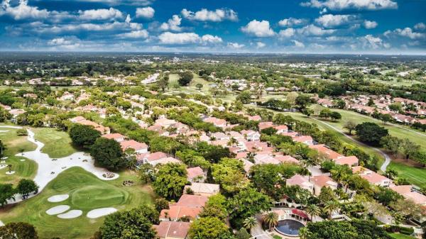 Villa D'Este, 8 Via Del Corso, Palm Beach Gardens, Florida 33418, image 1