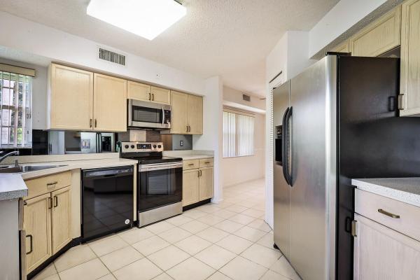 Fairways At Somerset, 17262 Boca Club Blvd #2408, Boca Raton, Florida 33487, image 3