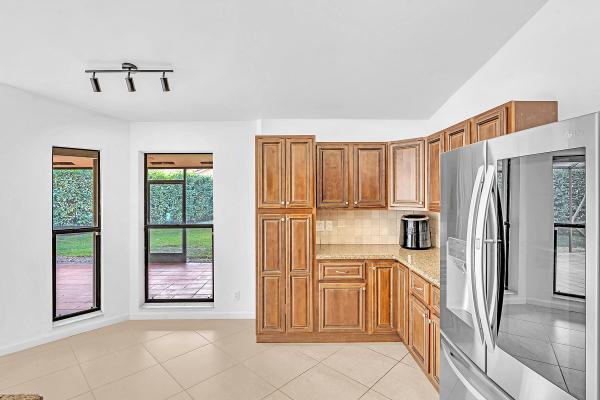 Laguna At Mission Bay, 10701 San Bernardino Way, Boca Raton, Florida 33428, image 3