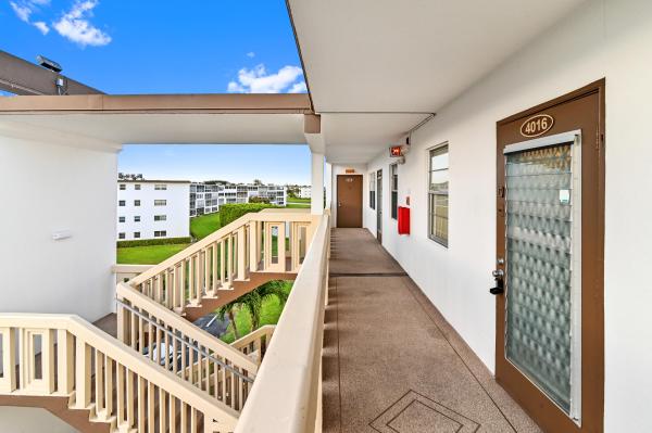 Guildford At Century Village, 4016 Guildford A, Boca Raton, Florida 33434, image 2