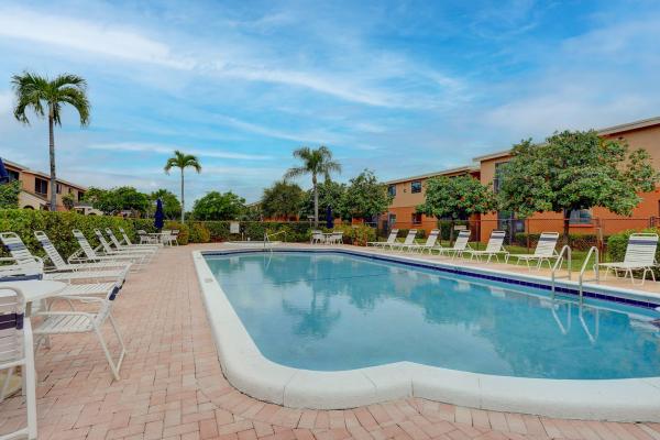 Villa Valencia, 50 SE 12th St #2640, Boca Raton, Florida 33432, image 1