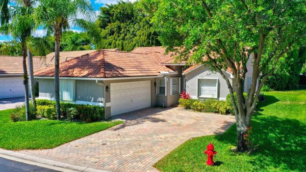 Palm Beach Bath & Tennis, 5391 Grande Palm Cir, Delray Beach, Florida 33484, image 1