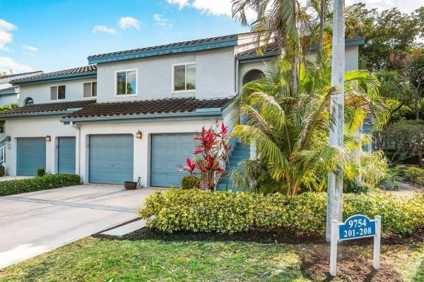 Carriage Gate, 9754 Nickels Blvd #208, Boynton Beach, Florida 33436, image 2