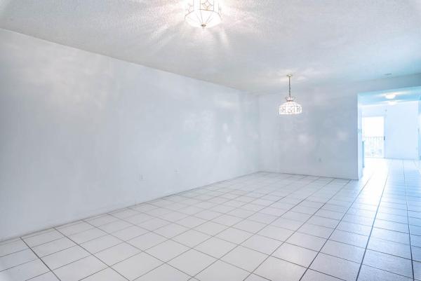 Tangerine Of Pine Island Ridge, 9470 Tangerine Pl #411, Davie, Florida 33324, image 3
