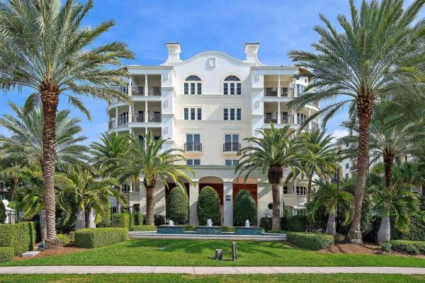 Dolce Vita, 155 S Ocean Ave #505, Palm Beach Shores, Florida 33404, image 1