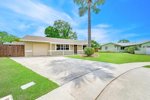 Saddlebrook, 18451 Spanish Isles Pl, Boca Raton, Florida 33496, image 1