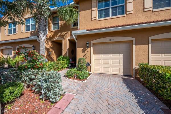 Colony Reserve At Lake Worth, 5849 Monterra Club Dr, Lake Worth Beach, Florida 33463, image 1