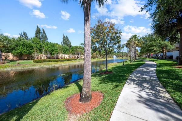Colony Reserve At Lake Worth, 5849 Monterra Club Dr, Lake Worth, Florida 33463, image 1
