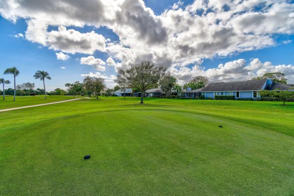 Eastpointe Country Club, 6249 Brandon St, Palm Beach Gardens, Florida 33418, image 2