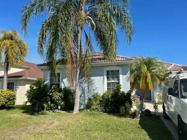 Saratoga Lakes At Royal Palm, 104 Derby Ln, West Palm Beach, Florida 33411, image 1