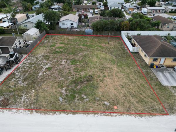Greenwood, 4920 Biscayne Dr, Lake Worth Beach, Florida 33463, image 1
