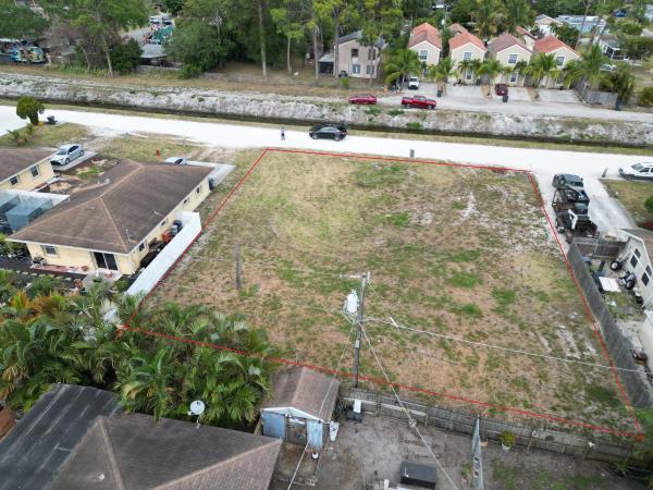 Greenwood, 4930 Biscayne Dr, Lake Worth, Florida 33463, image 1