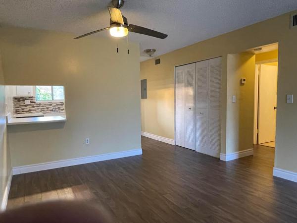 Forest Hill Gardens East, 6106 Forest Hill Blvd #205, West Palm Beach, Florida 33415, image 2