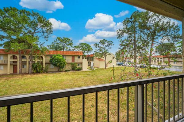 Forest Hill Gardens East, 6106 Forest Hill Blvd #205, West Palm Beach, Florida 33415, image 3