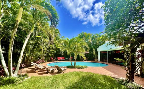 Country Club Village, 450 NW 14th Ave, Boca Raton, Florida 33486, image 1