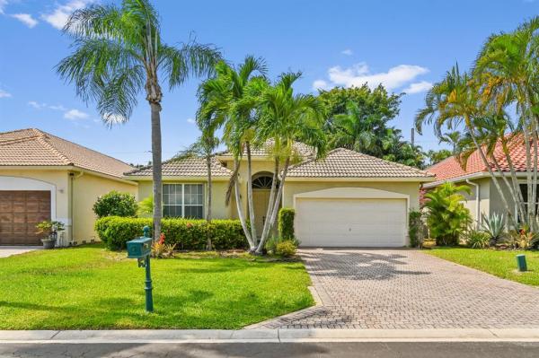 Carriage Homes At Woodfield Hunt Club, 4337 NW 29th Way, Boca Raton, Florida 33434, image 1
