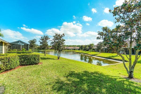 Bridgeport At Baywinds, 9434 Bridgeport Dr, West Palm Beach, Florida 33411, image 2
