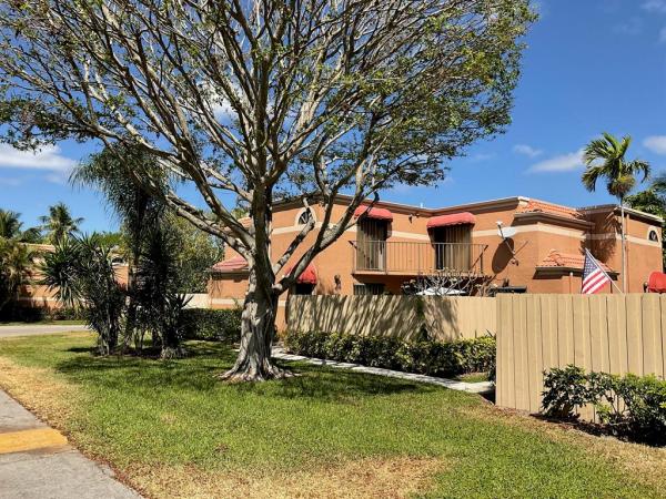 Seven Springs, 6175 Seven Springs Blvd, Greenacres, Florida 33463, image 1
