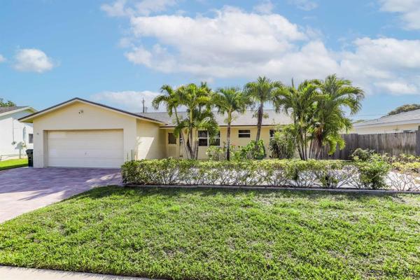University Park Country Club Estates, 129 Orchard Ridge Ln, Boca Raton, Florida 33431, image 1