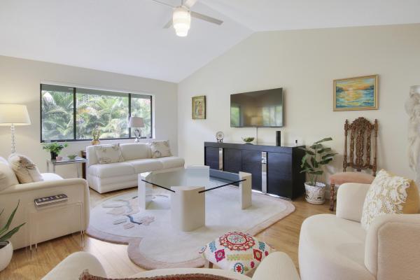 Lexington Green, 18 Lexington Ln #D, Palm Beach Gardens, Florida 33418, image 3