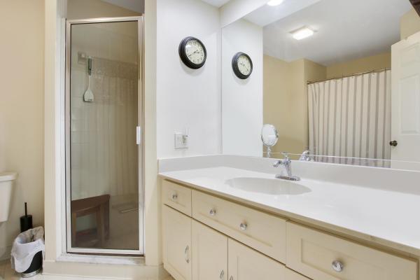 Lexington Green, 18 Lexington Ln #D, Palm Beach Gardens, Florida 33418, image 2