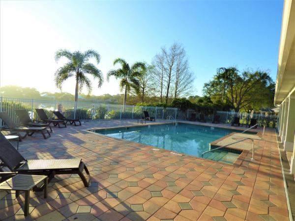 Hammock Cove At Sawgrass Lakes, 531 SW Sundance Trl, Port St. Lucie, Florida 34953, image 3