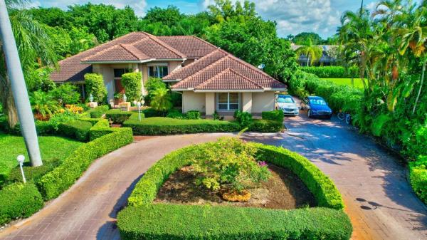 Pine Tree Golf Club, 4701 Pine Tree Dr, Boynton Beach, Florida 33436, image 1