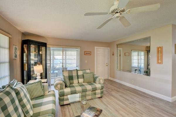High Point Of Delray 1, 200 High Point Ct E #D, Delray Beach, Florida 33445, image 2