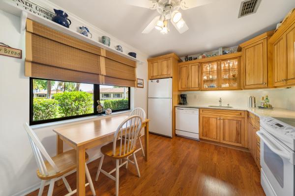 Chanteclair Villas, 1659 Palmland Dr, Boynton Beach, Florida 33436, image 3