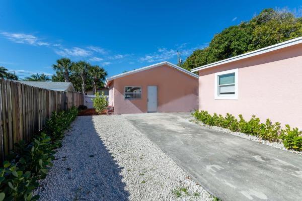 Delray Beach No HOA, 38 SW 8th Ave, Delray Beach, Florida 33444, image 1