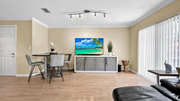 Country Glen At Rivermill, 6875 Willow Creek Run, Lake Worth, Florida 33463, image 1
