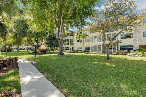 Narcissus Gardens, 5151 W Oakland Park Blvd #103, Lauderdale Lakes, Florida 33313, image 1
