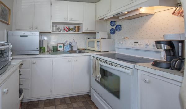 Lakeside Point Gardens, 2286 Lake Osborne Dr #1, Lake Worth Beach, Florida 33461, image 2