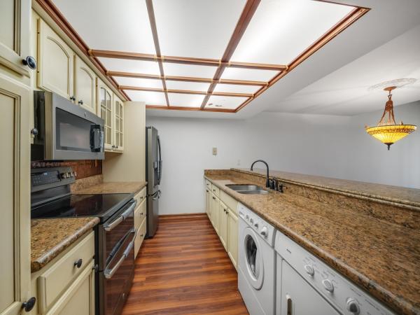 Patio Homes, 122 Old Meadow Way, Palm Beach Gardens, Florida 33418, image 1