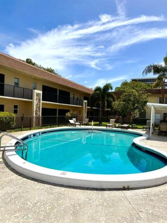 Strand Plaza, 421 NE 1st St #109, Hallandale Beach, Florida 33009, image 1