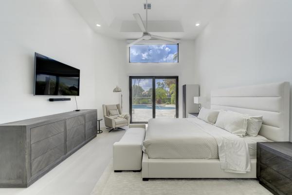 Crystal Bay, 1108 Crystal Dr, Palm Beach Gardens, Florida 33418, image 1