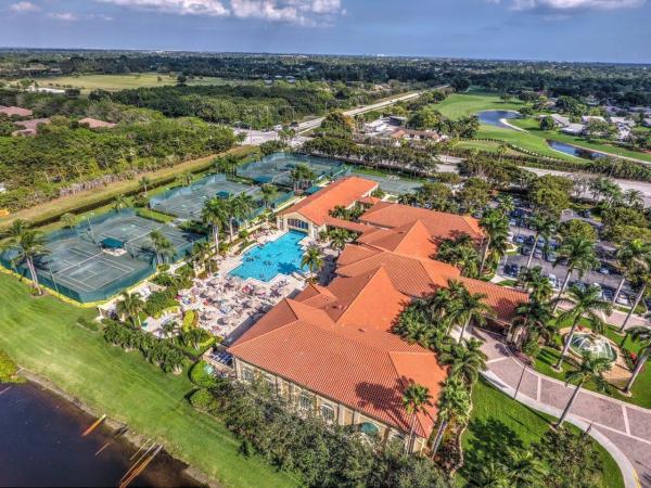 Cascade Lakes, 5331 Angel Wing Dr, Boynton Beach, Florida 33437, image 1
