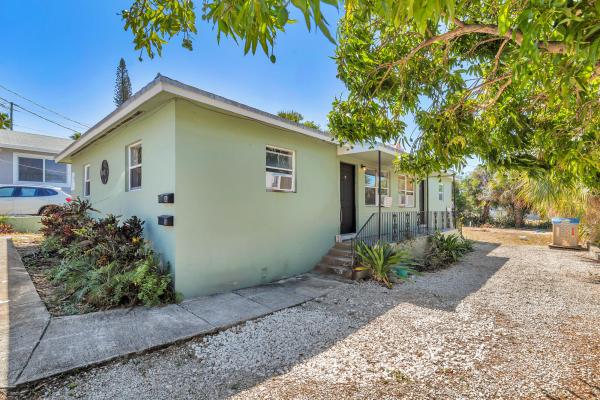 Freshwater, 812 10th St, West Palm Beach, Florida 33401, image 1