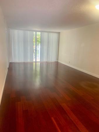 Bermuda Cay, 631 E Woolbright Rd #206, Boynton Beach, Florida 33435, image 1