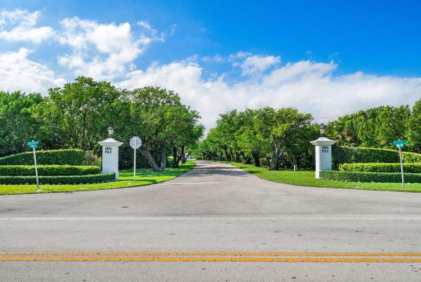 Villa Rideau Of Ibis Isle, 2175 Ibis Isle Rd #0030, Palm Beach, Florida 33480, image 2