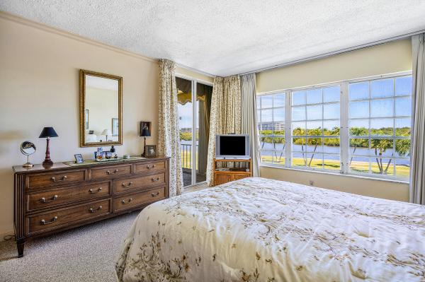 Villa Rideau Of Ibis Isle, 2175 Ibis Isle Rd #0030, Palm Beach, Florida 33480, image 1