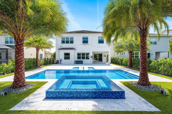 Meadows Of Westlake, 15388 Goldfinch Cir, Westlake, Florida 33470, image 1