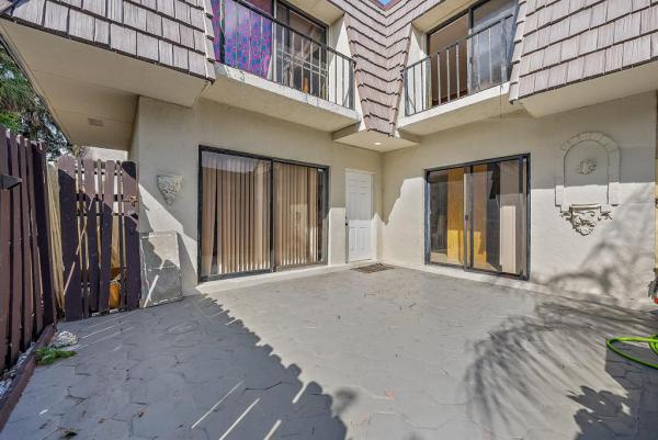 Woodstock Townhomes, 1733 N Congress Ave, West Palm Beach, Florida 33401, image 1