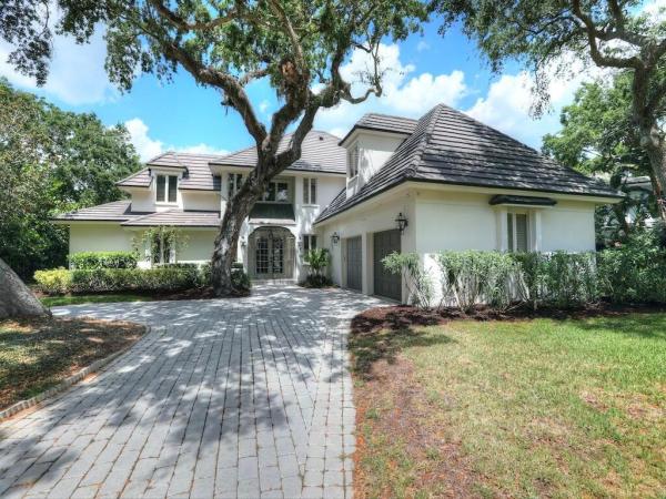361 Shores Dr, Florida 32963, image 1