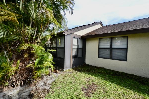 Strathmore Gate, 59 Candlenut Ct, Royal Palm Beach, Florida 33411, image 1