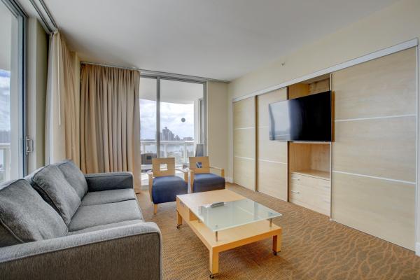 Marenas Resort, 18683 Collins Ave #1708, Sunny Isles Beach, Florida 33160, image 2