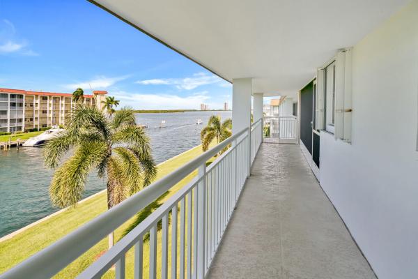 Shore Club, 111 Shore Ct #303, North Palm Beach, Florida 33408, image 1