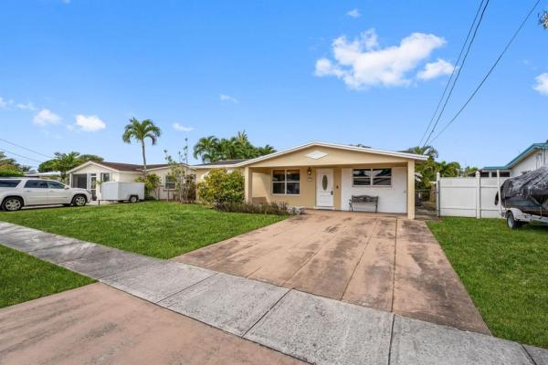 Tropical Haven, 4531 SW 42nd Ter, Dania Beach, Florida 33314, image 1